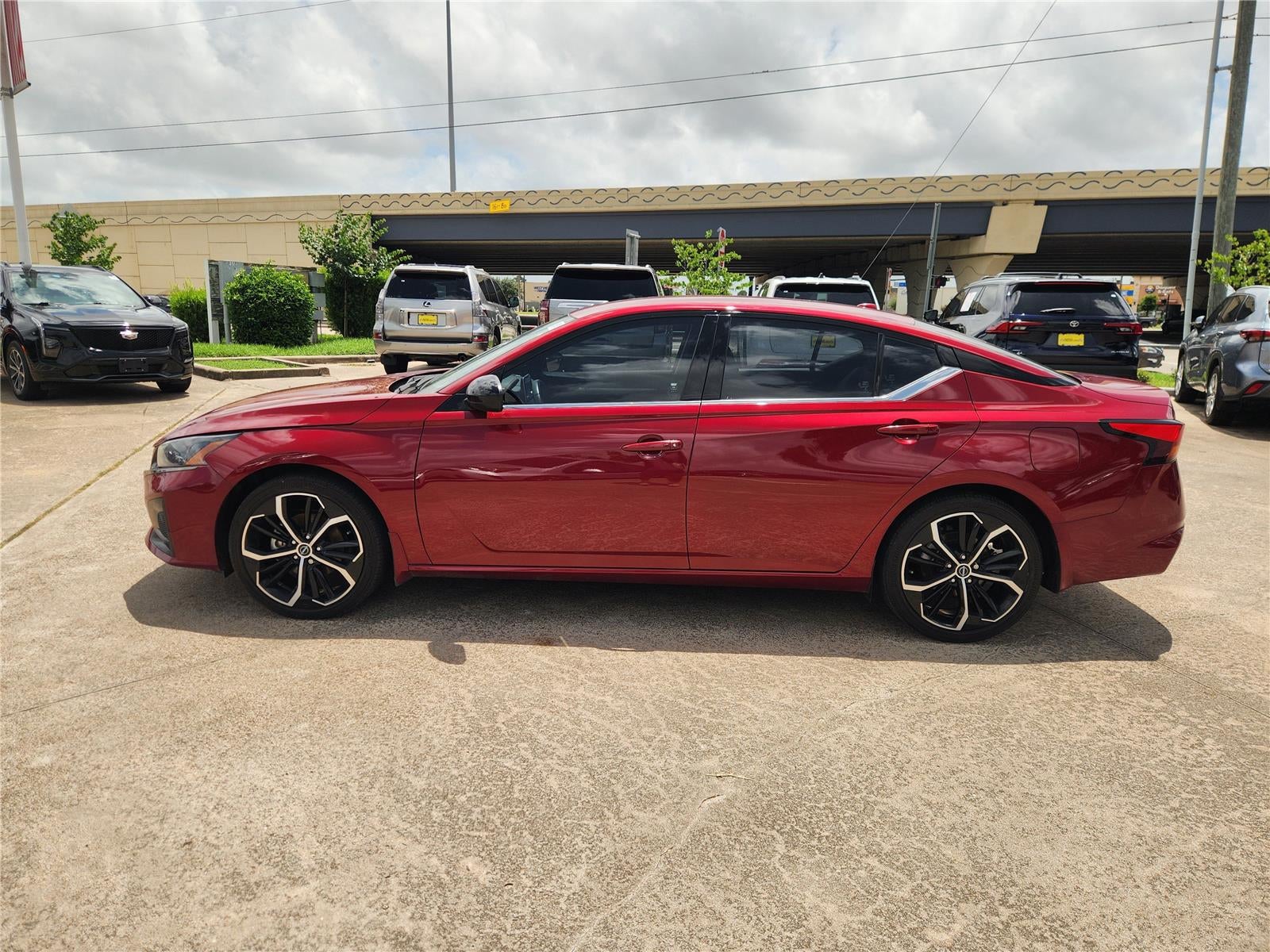 2024 Nissan Altima 2.5 SR