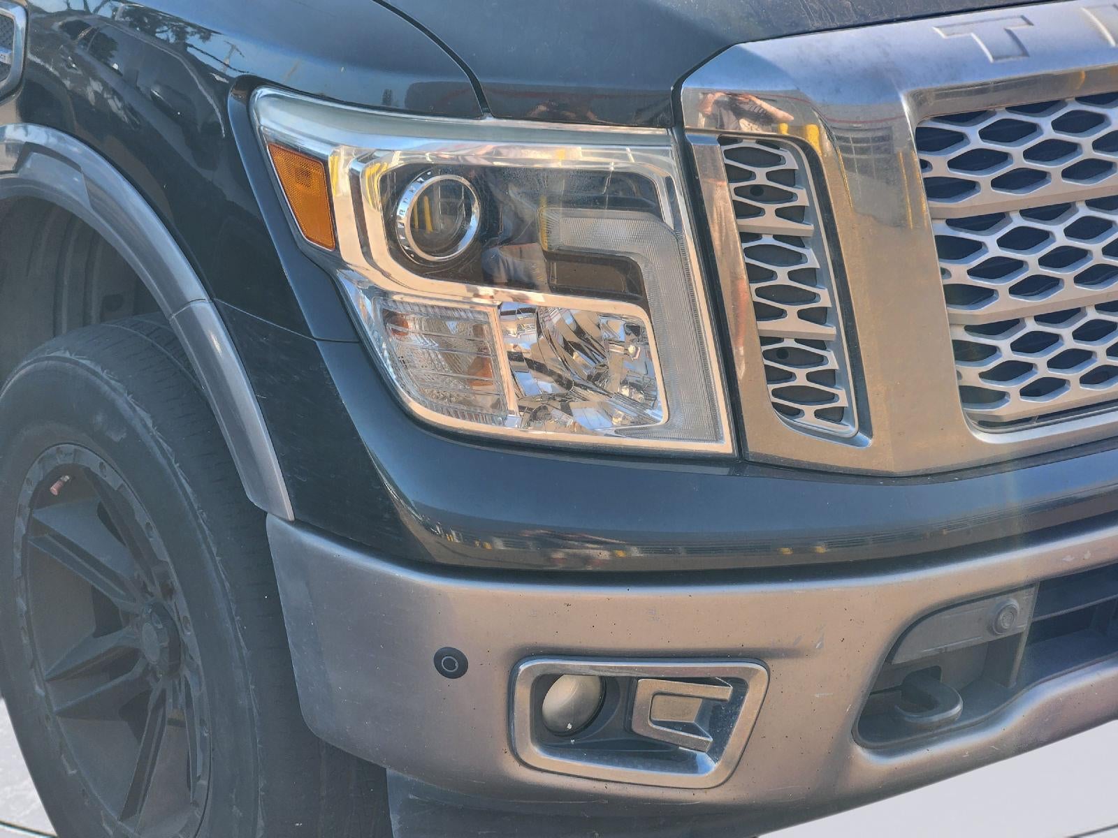 2017 Nissan Titan Platinum Reserve