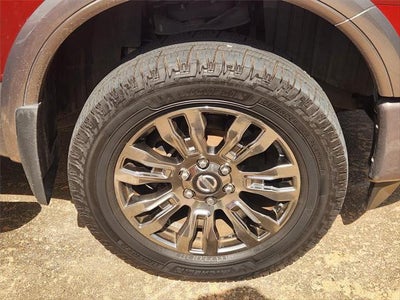 2016 Nissan TITAN Base