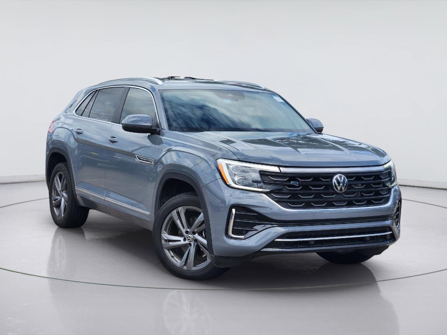 2024 Volkswagen Atlas Cross Sport 2.0T SEL R-Line