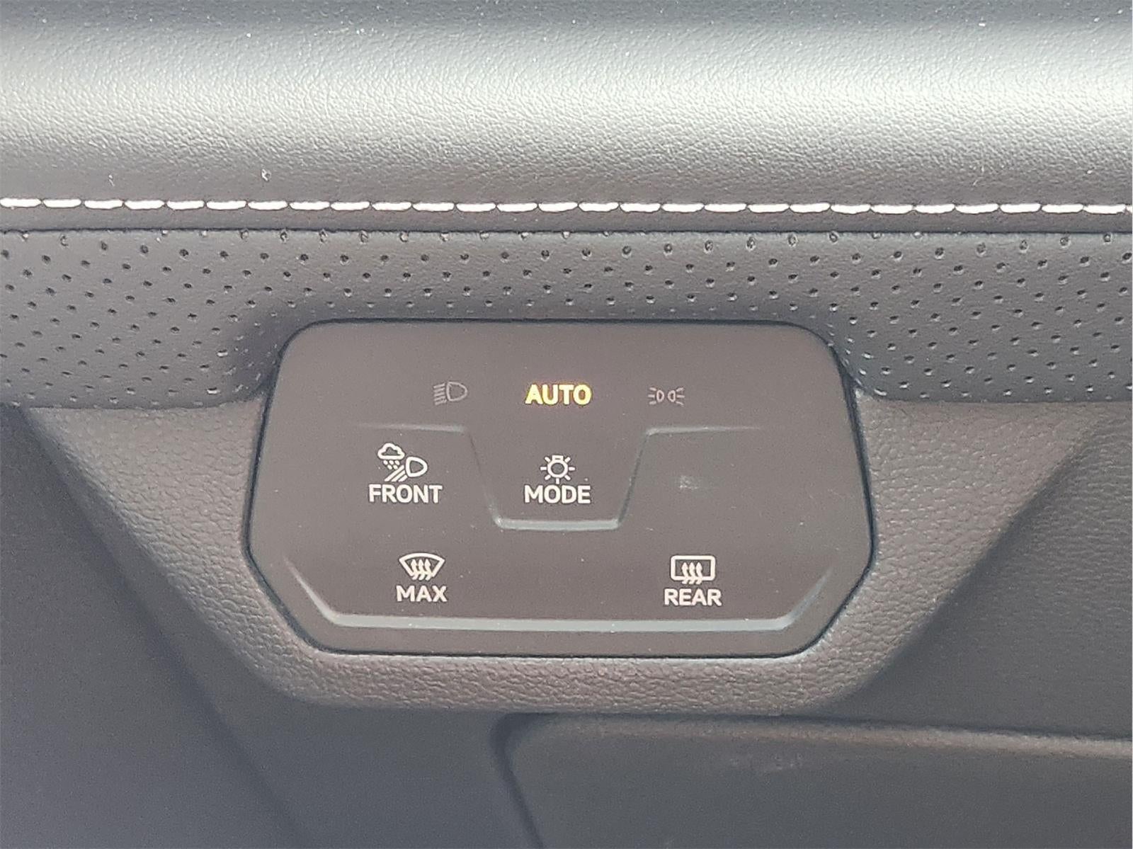 2024 Volkswagen Atlas Cross Sport 2.0T SEL R-Line