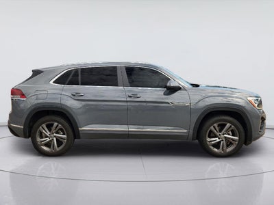 2024 Volkswagen Atlas Cross Sport 2.0T SEL R-Line