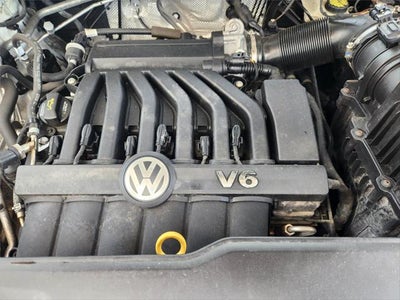 2023 Volkswagen Atlas Cross Sport 3.6L V6 SEL Premium R-Line