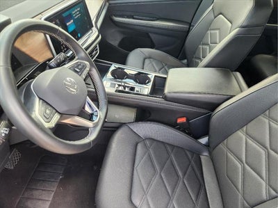 2025 Volkswagen Atlas 2.0T SE w/Technology