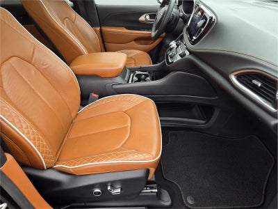 2024 Chrysler Pacifica Pinnacle