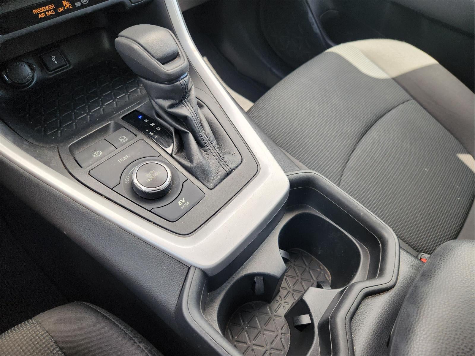 2020 Toyota Rav4 Hybrid LE