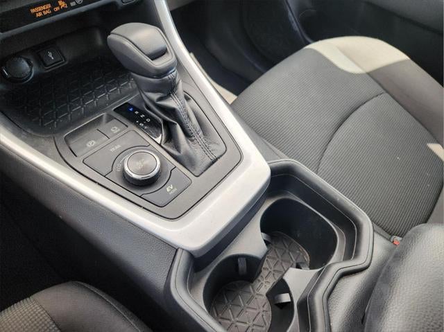 2020 Toyota Rav4 Hybrid LE