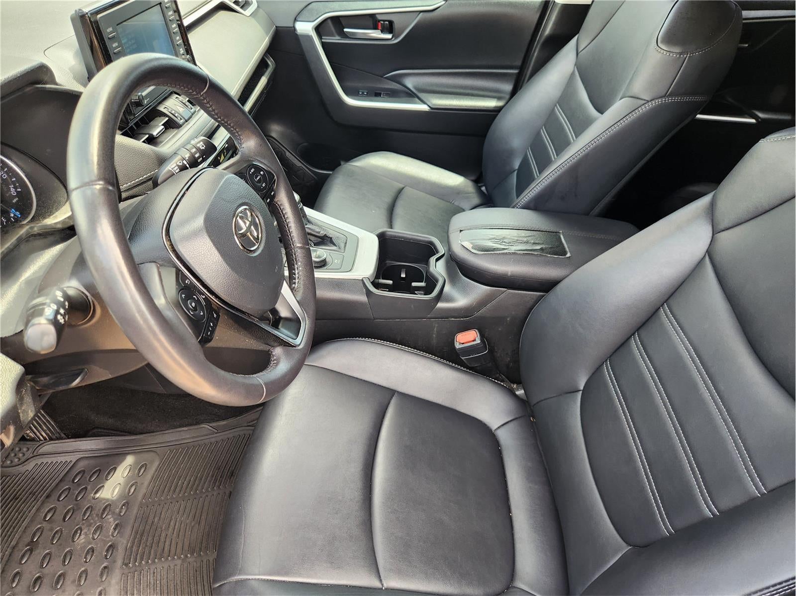 2022 Toyota RAV4 Hybrid XLE Premium