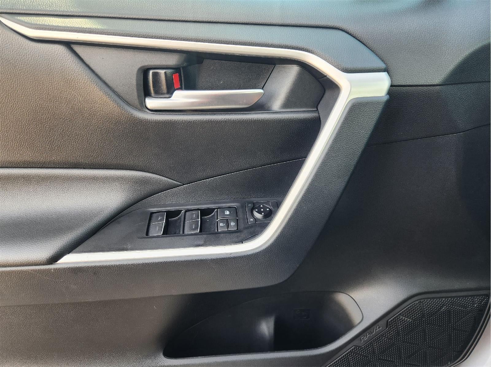 2025 Toyota Rav4 Base