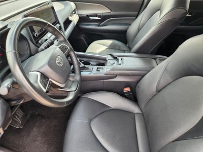 2025 Toyota Grand Highlander XLE