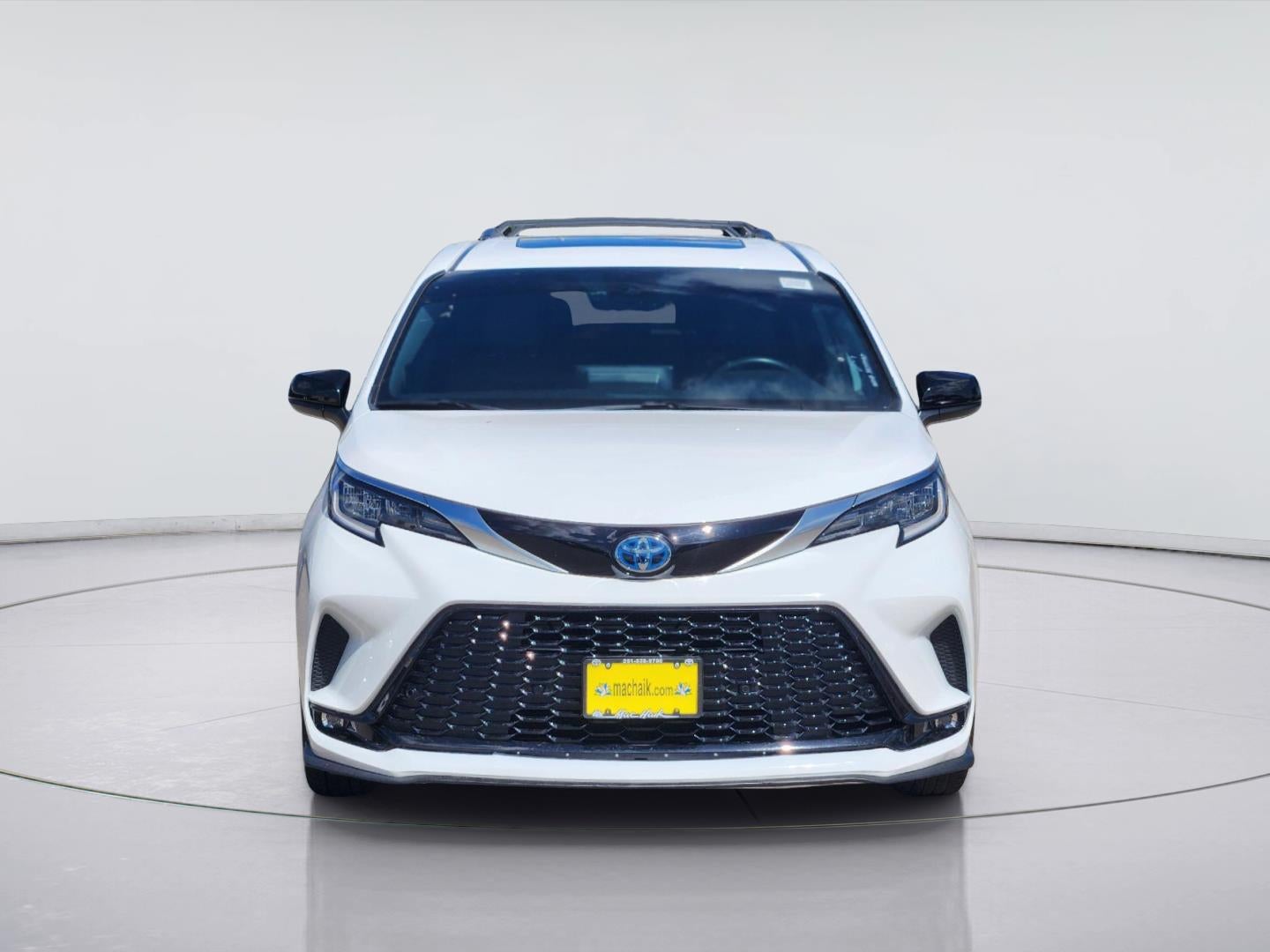2022 Toyota Sienna XSE 7-Passenger
