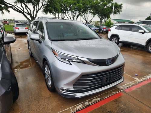 2022 Toyota Sienna Platinum 7-Passenger