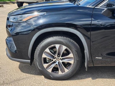 2023 Toyota Highlander Hybrid XLE