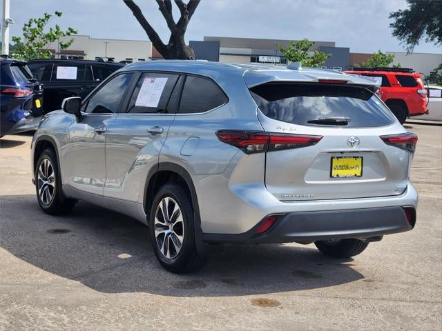 2024 Toyota Highlander XLE