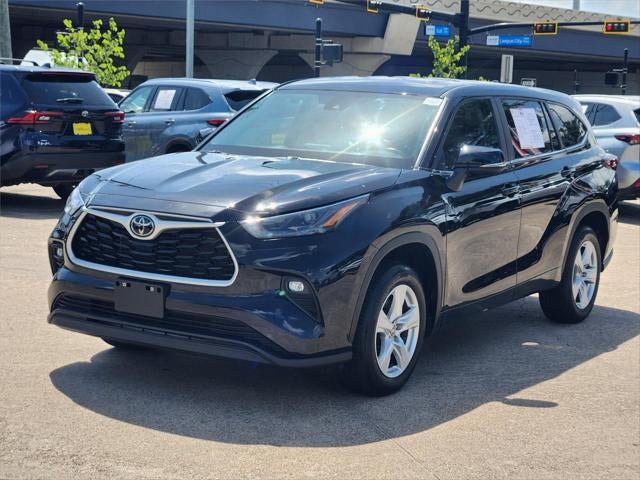 2025 Toyota Highlander LE