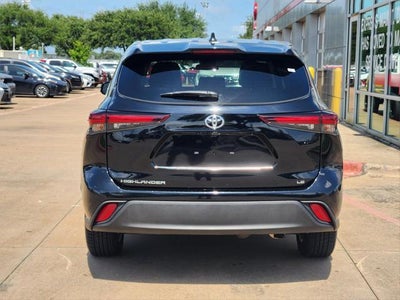 2025 Toyota Highlander LE