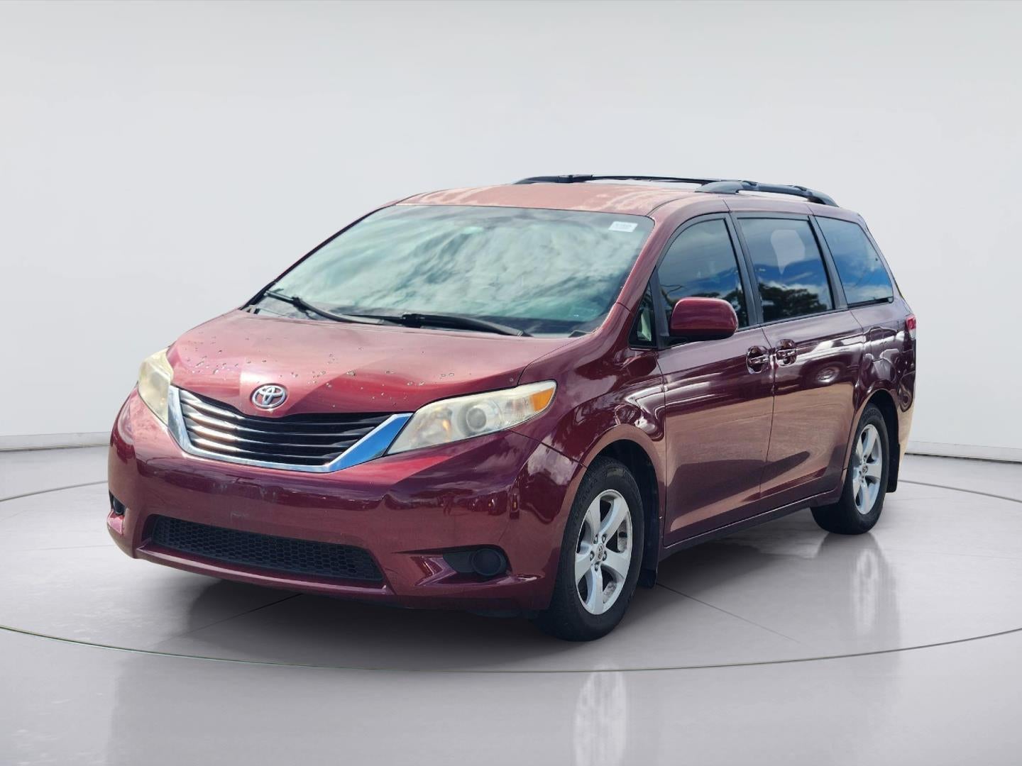 2011 Toyota Sienna LE 8-Passenger