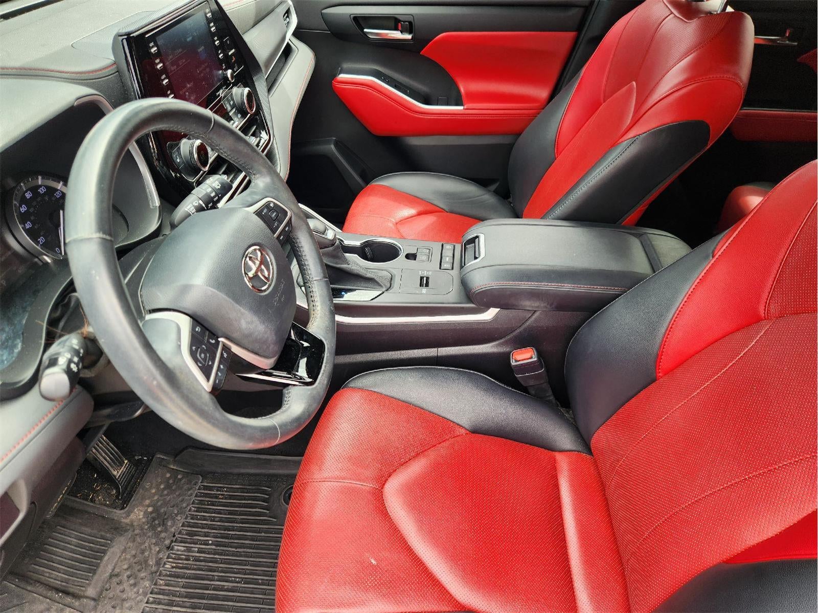 2022 Toyota Highlander XSE