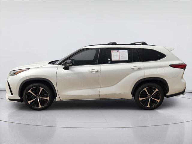 2022 Toyota Highlander XSE