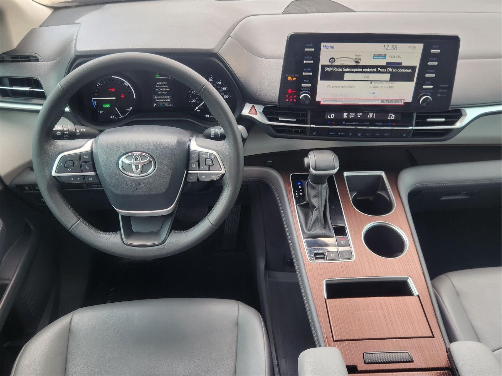 2024 Toyota Sienna XLE 8-Passenger