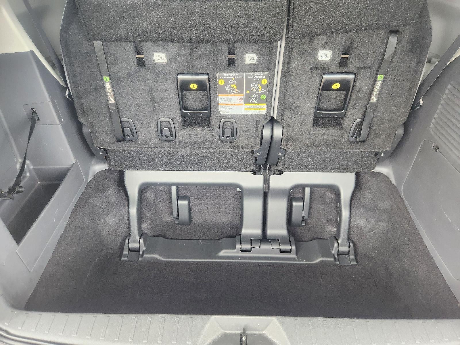 2024 Toyota Sienna XLE 8-Passenger