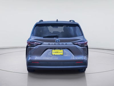 2024 Toyota Sienna XLE 8-Passenger