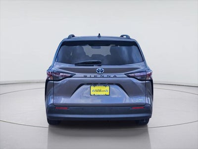 2024 Toyota Sienna XLE 8-Passenger