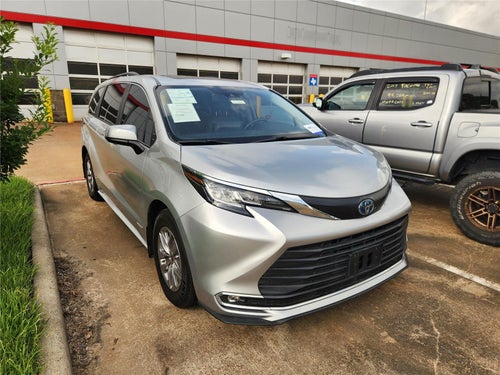 2021 Toyota Sienna HV Base