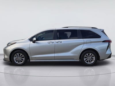 2021 Toyota Sienna HV Base