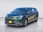 2022 Toyota Sienna XLE 7-Passenger