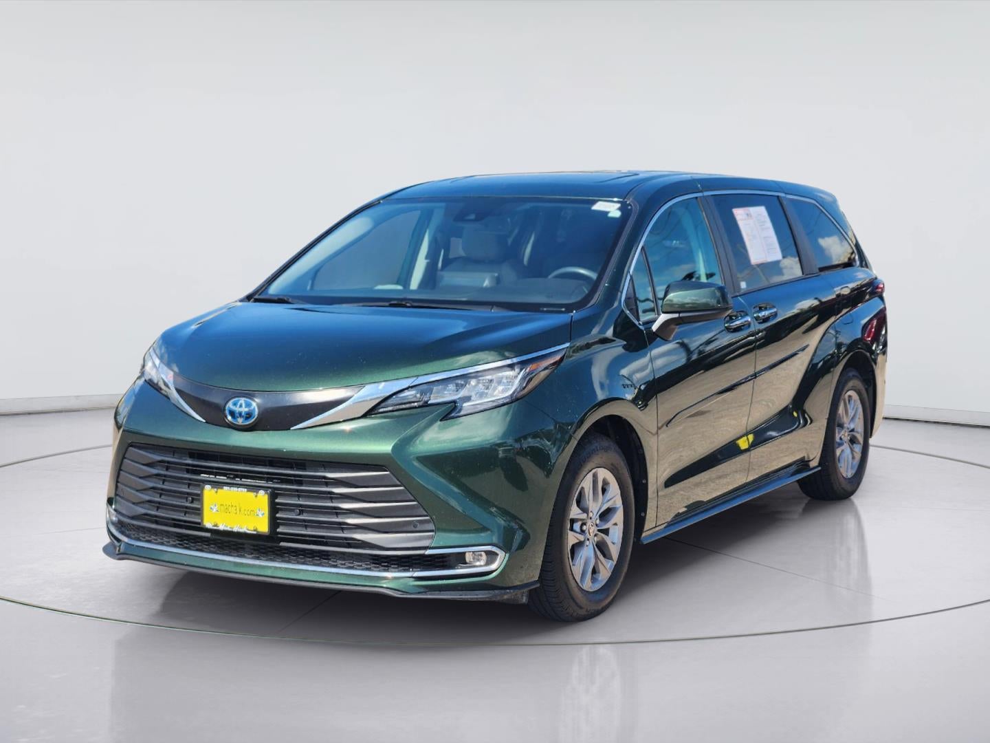 2022 Toyota Sienna XLE 7-Passenger