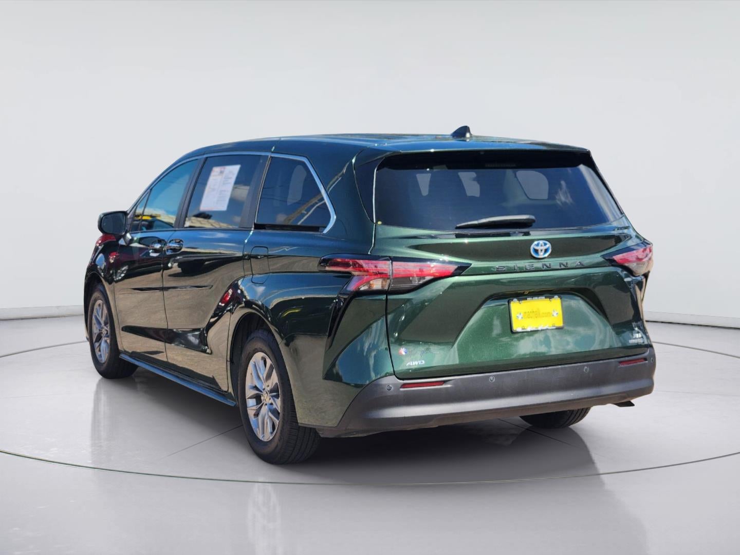 2022 Toyota Sienna XLE 7-Passenger