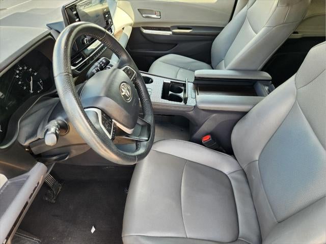 2022 Toyota Sienna XLE 7-Passenger