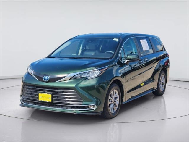 2022 Toyota Sienna XLE 7-Passenger