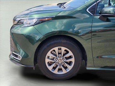 2022 Toyota Sienna XLE 7-Passenger
