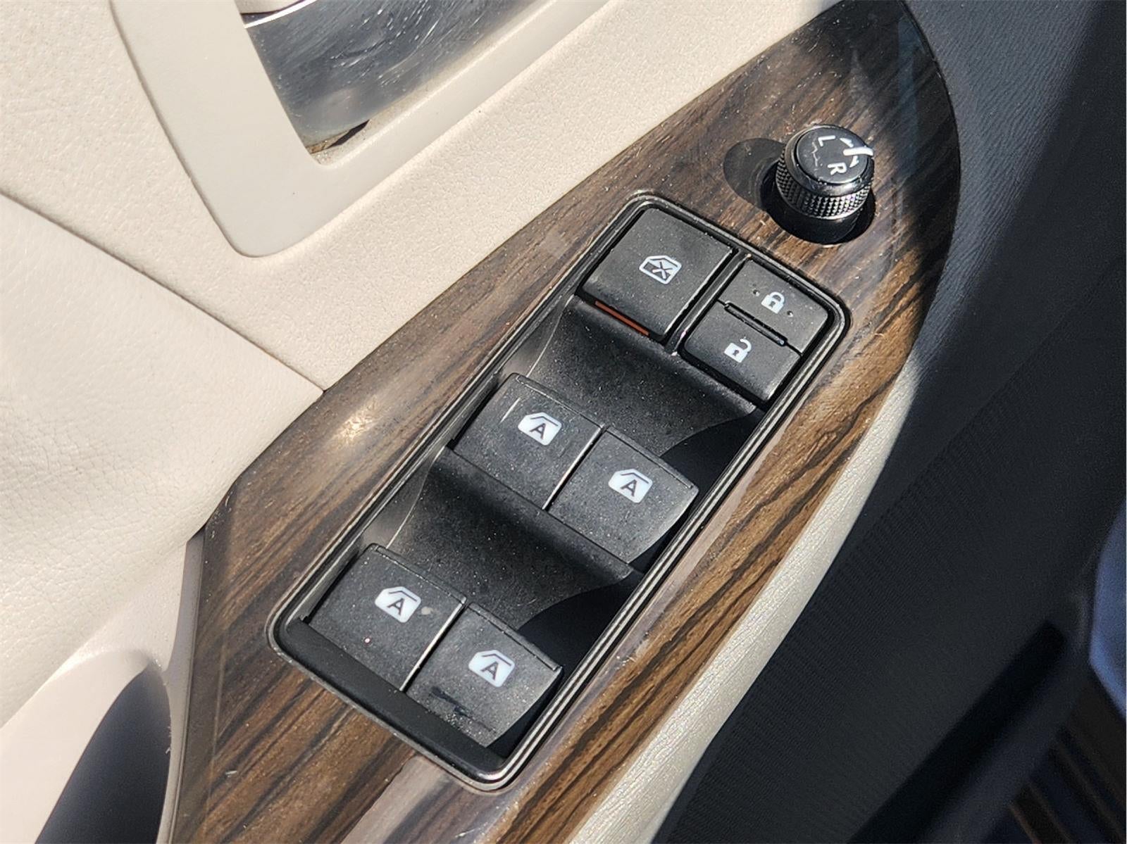 2018 Toyota Sienna XLE 8-Passenger