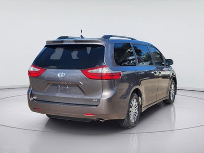 2018 Toyota Sienna XLE 8-Passenger