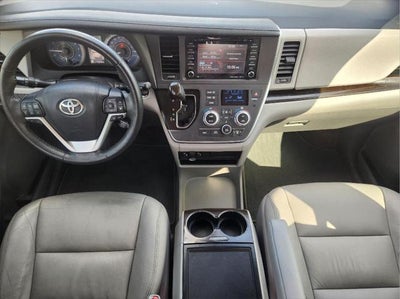 2018 Toyota Sienna XLE 8-Passenger