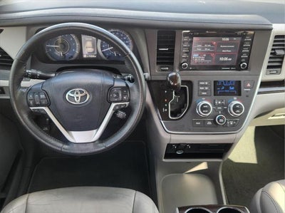 2018 Toyota Sienna XLE 8-Passenger