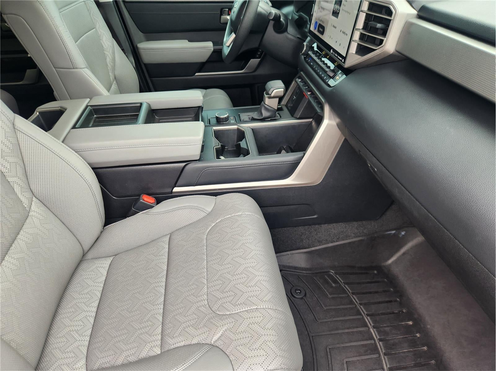 2023 Toyota Tundra Limited HV