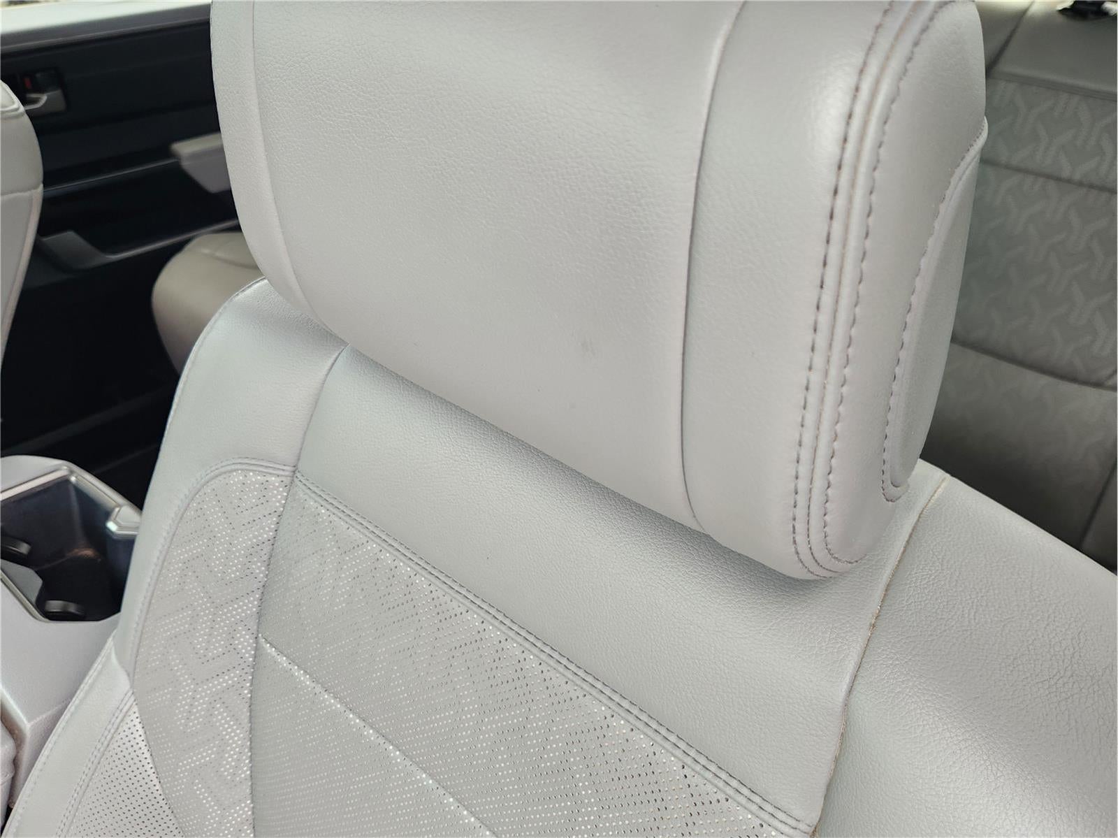 2023 Toyota Tundra Limited HV