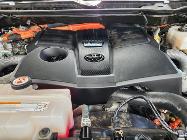2023 Toyota Tundra Limited HV