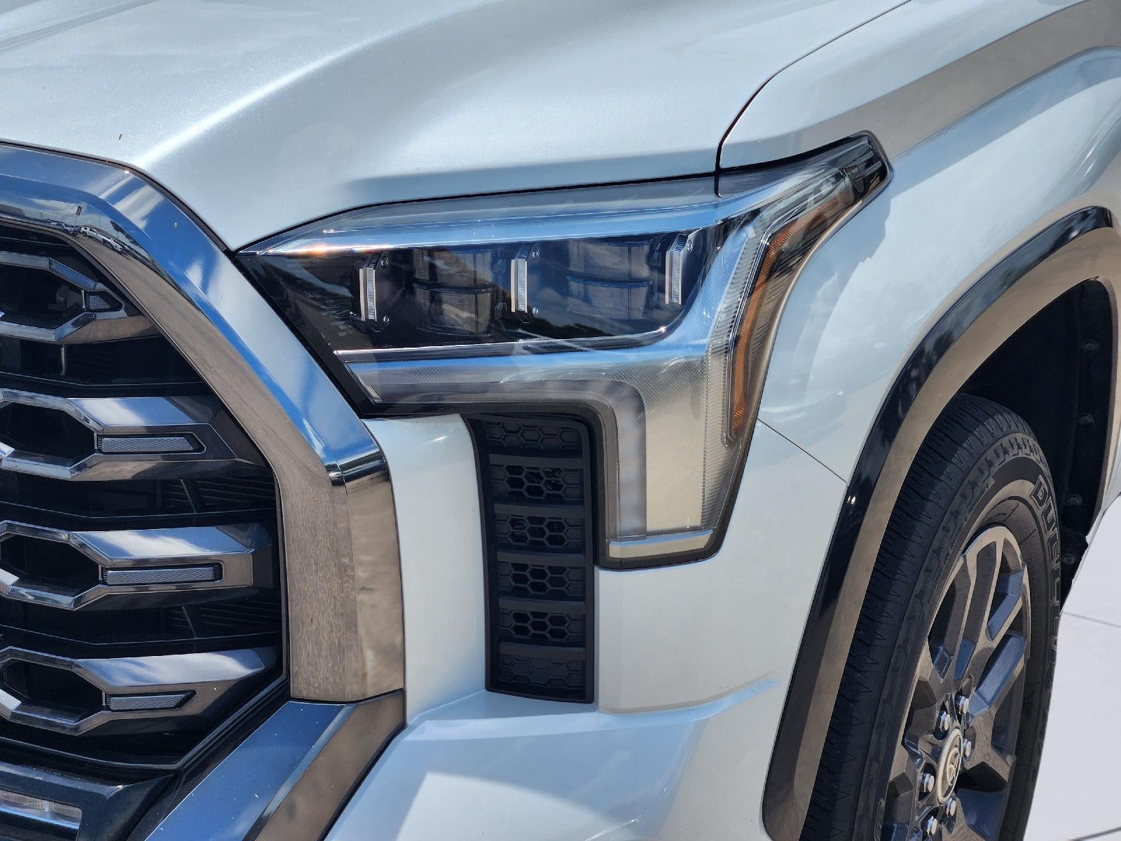 2023 Toyota Tundra Platinum HV