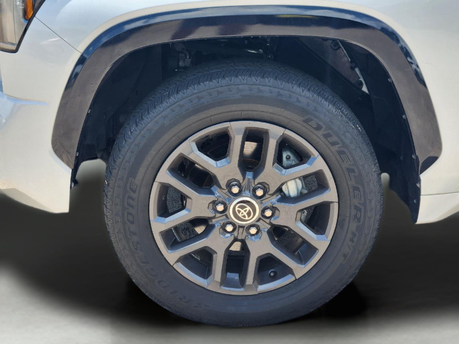 2023 Toyota Tundra Platinum HV