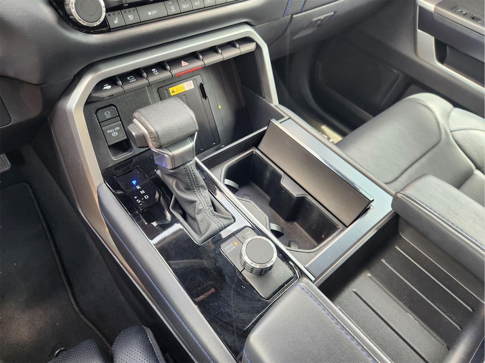 2023 Toyota Tundra Platinum HV