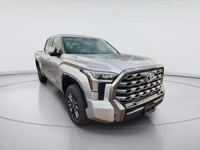 2025 Toyota Tundra Platinum HV