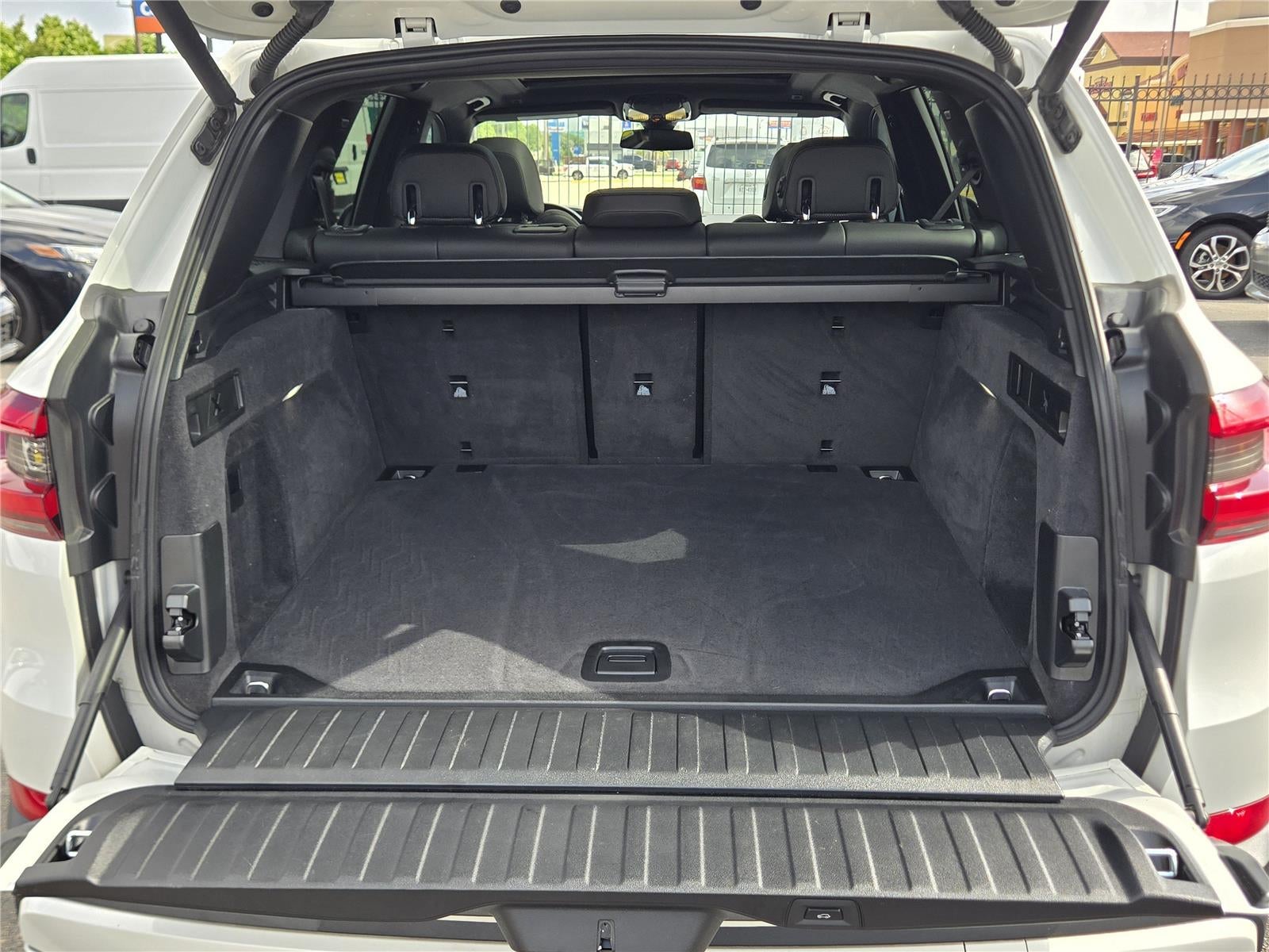 2023 BMW X5 Base