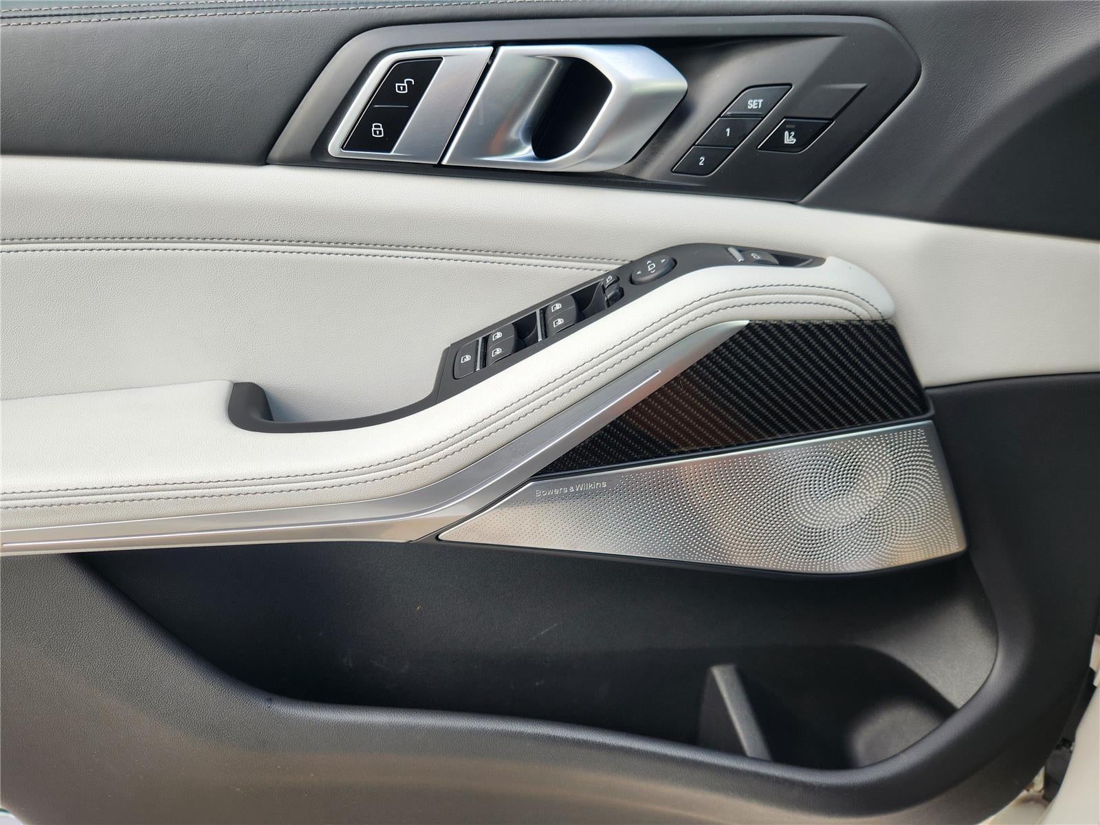 2023 BMW X5 M50i