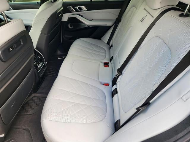 2023 BMW X5 M50i
