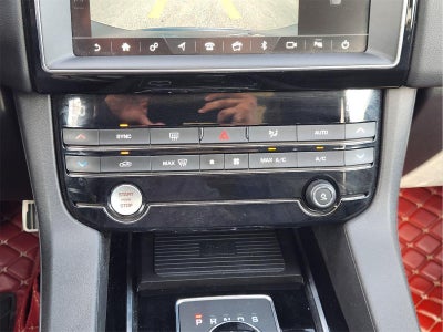2019 Jaguar F-Pace 25t Premium